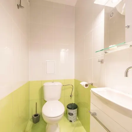 Central One Bedroom Divine