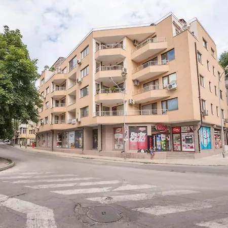 Central One Bedroom Divine Apartment Varna